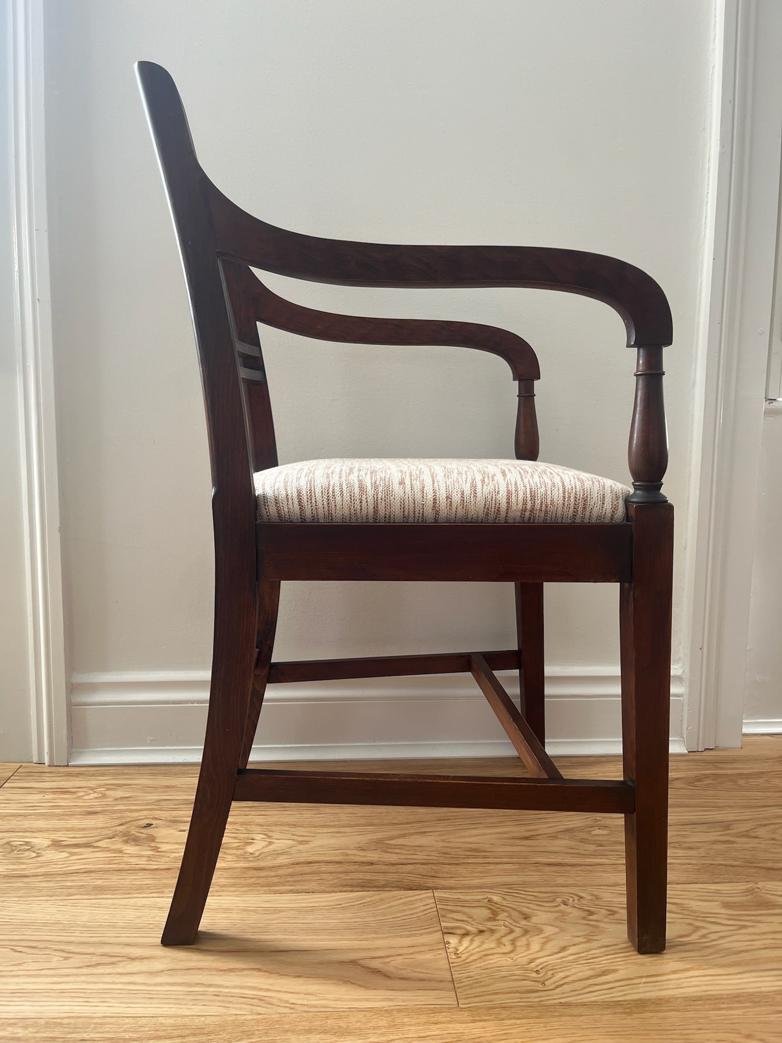 Set of 4 Antique Mahogany Armchairs