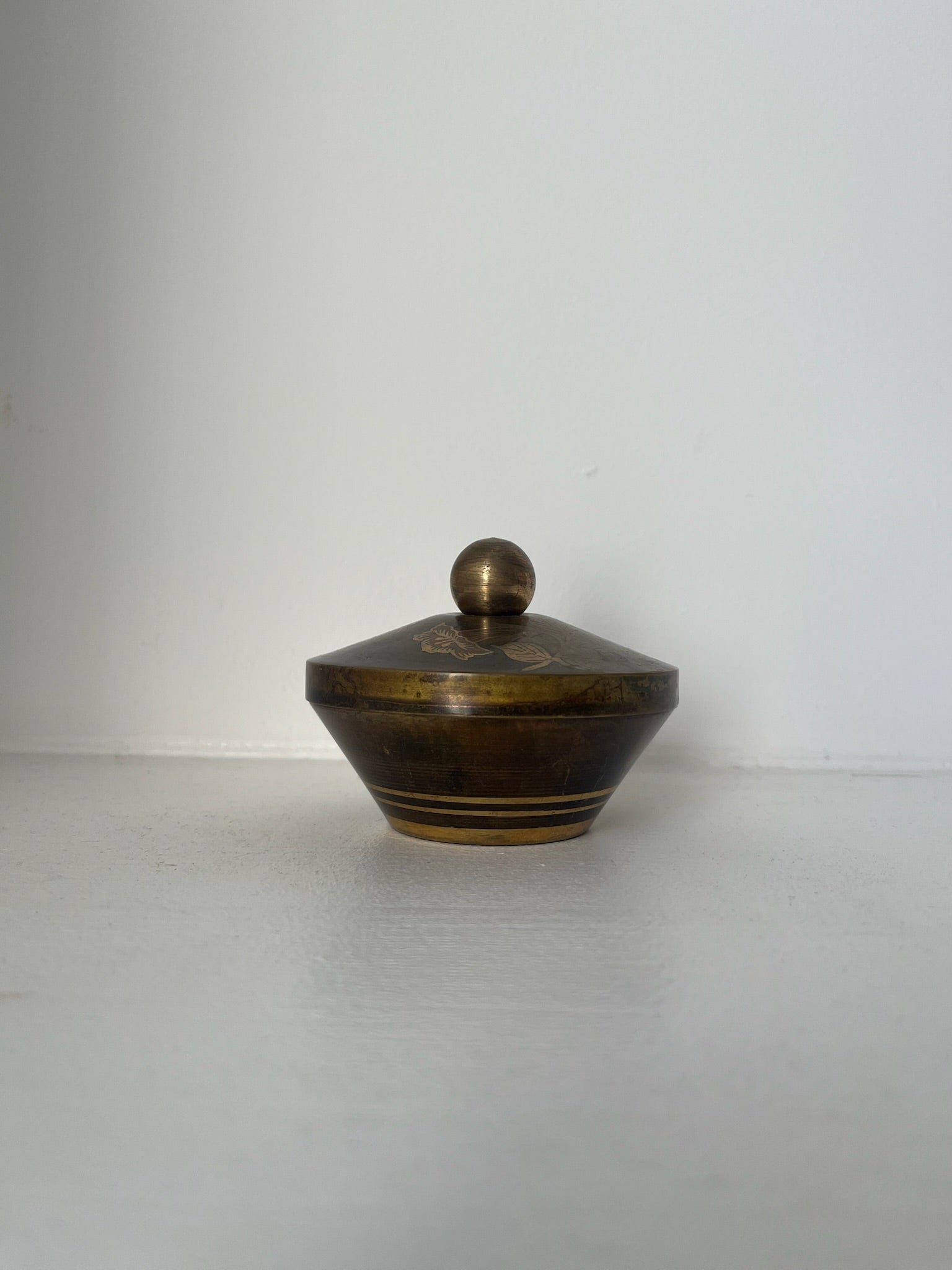 Vintage Engraved Jewellery Box